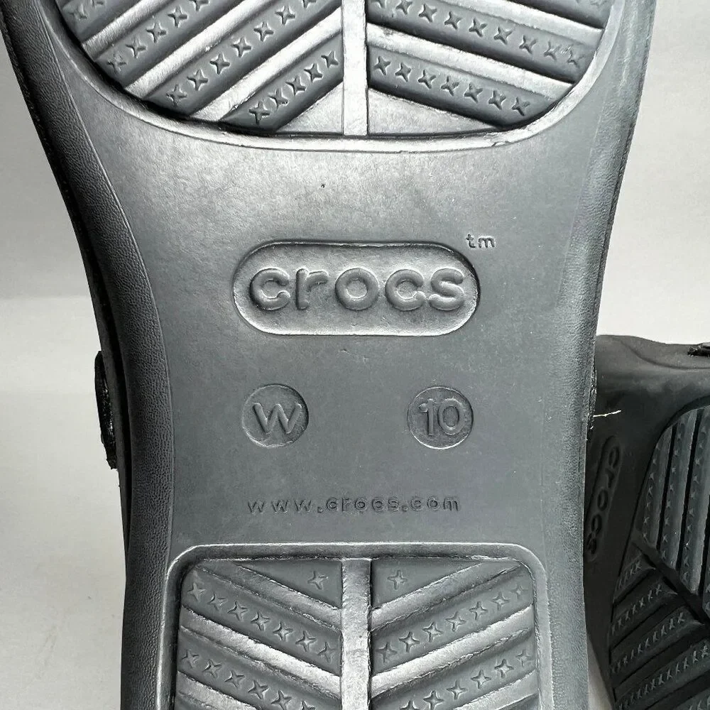 Crocs Sanrah Sandals Women's 10 Black Thong Flip‎ Flop Athletic Beach Slip On